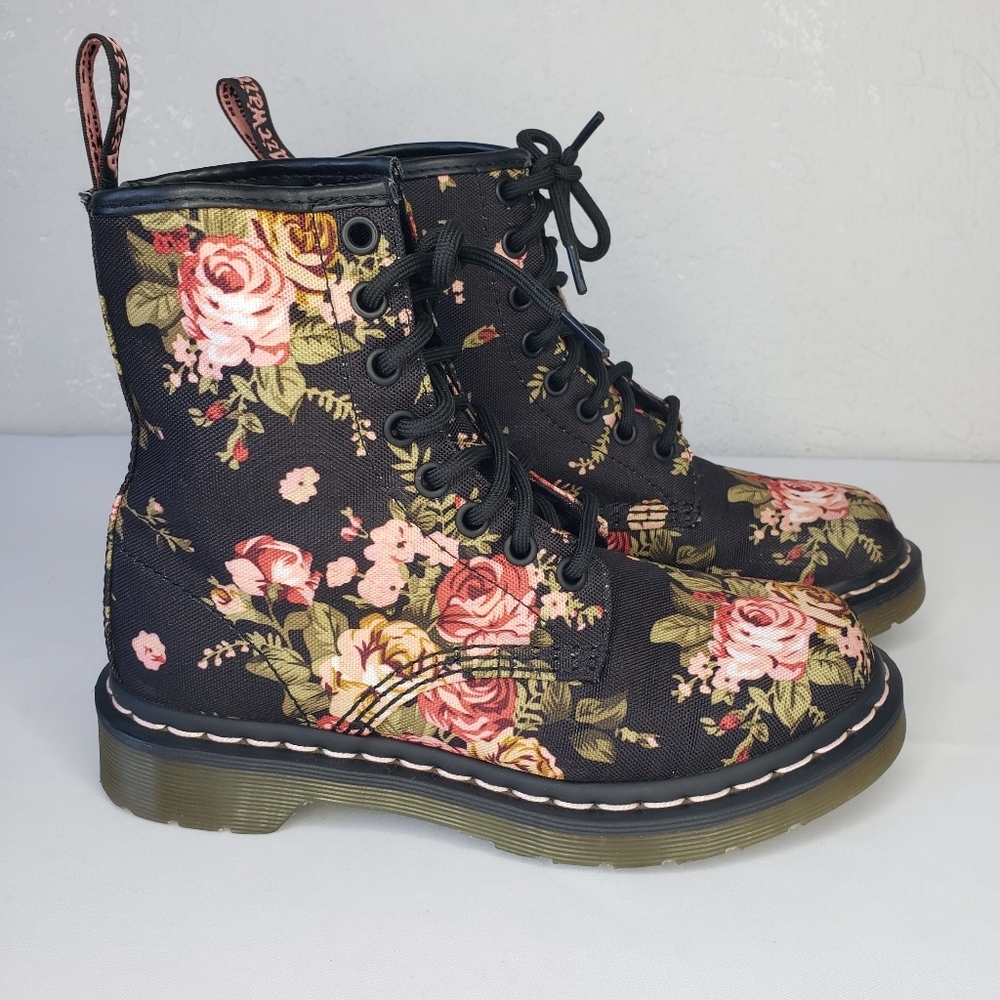 Dr. Martens Black Floral Combat Victorian Rare Boots - Picture 4 of 10